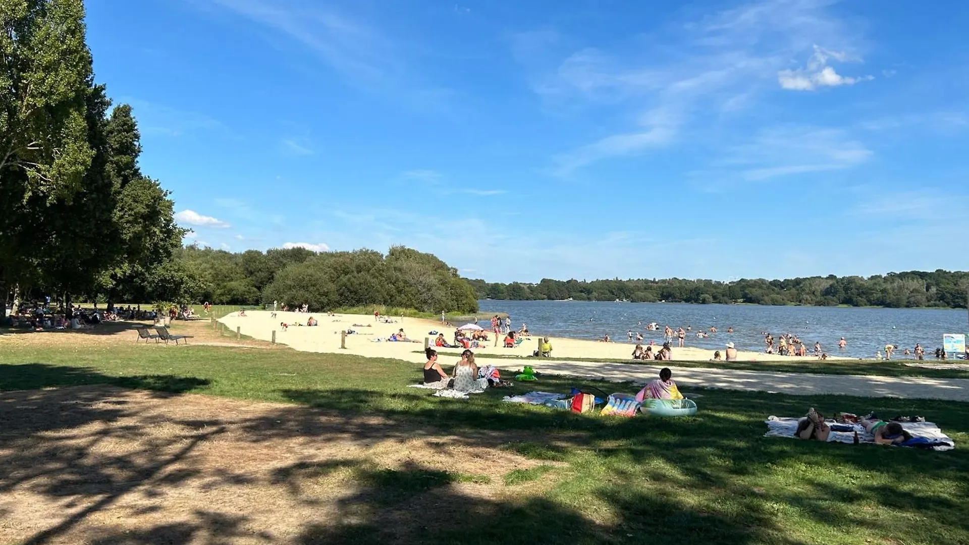 Cottage Yvel Au Pied Du Lac Au Duc, Son Golf Et Sa Base Nautique Ploërmel 0*,  フランス